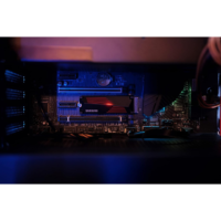 Samsung 990 PRO With Heatsink SSD 2TB PCIe 4.0 M.2 Internal Solid State Drive - Up to 7,450 MB/s Read, 6,900 MB/s Write - Model: MZ-V9P2T0CW - Image 4